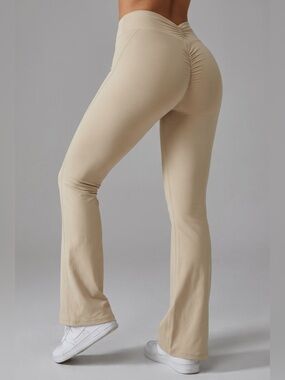 PECHEE BUM Nude Beige Butt V-Front Scrunch Flare Leggings Workout Loungewear M